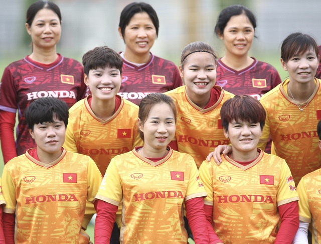 Đội tuyển nữ Việt Nam ra quân chờ World Cup, nhưng còn thiếu 2 cầu thủ
